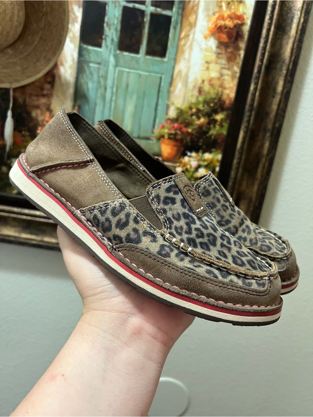Ariat earth Cruiser Brown Leopard Print slip-on Loafers